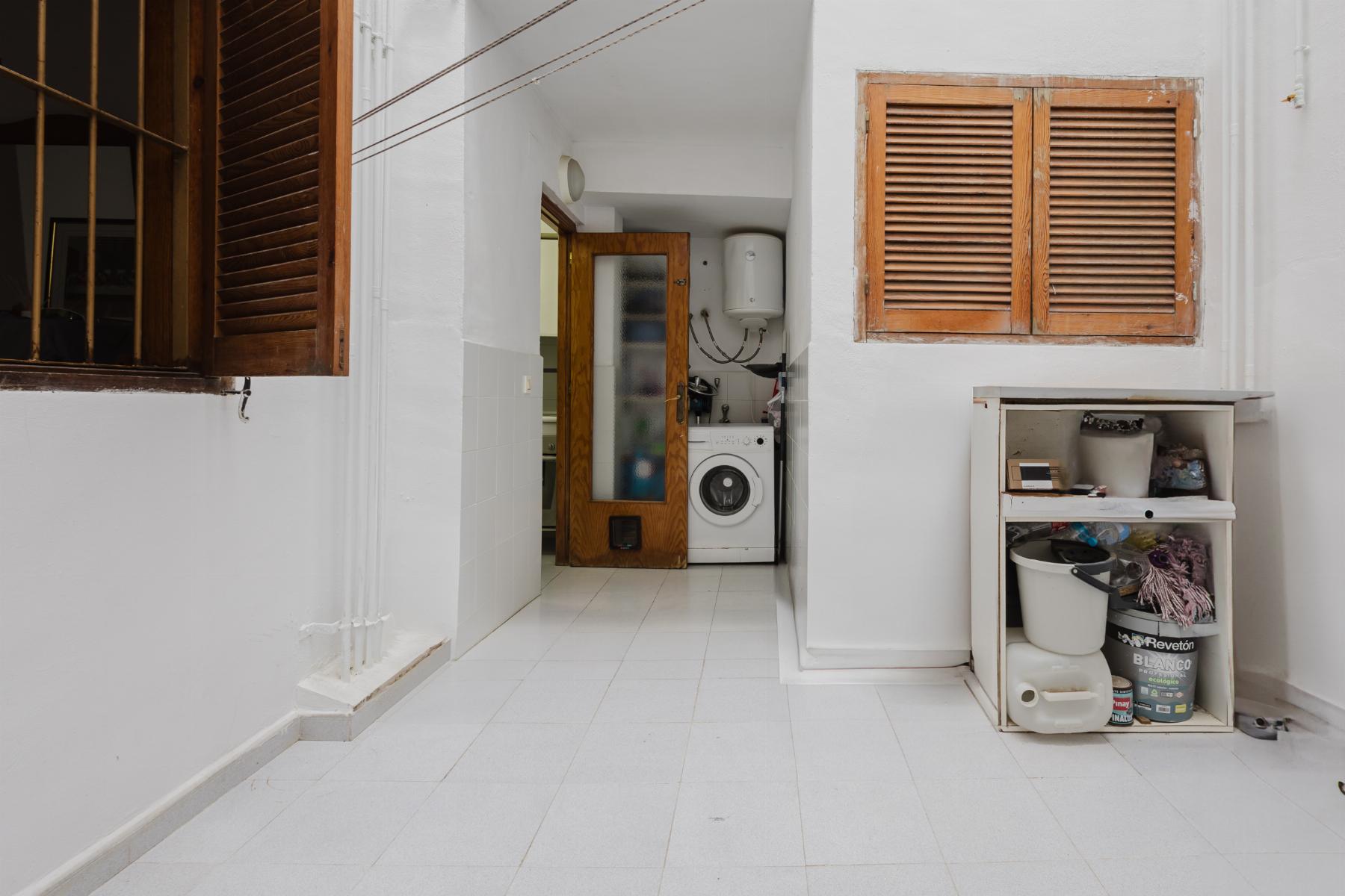 2 Bed, 1 Bath, ApartmentFor Sale, Torrevieja, Alicante