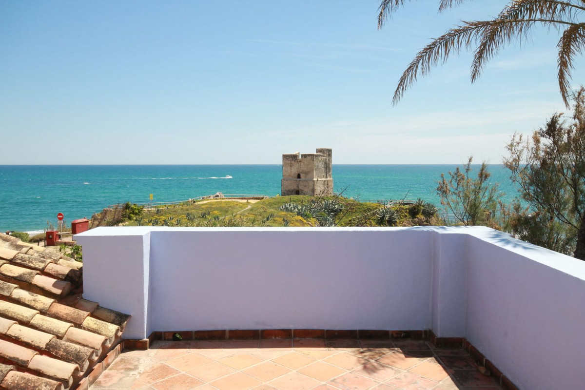 3 Bed, 3 Bath, HouseFor Sale, Casares Playa, Malaga
