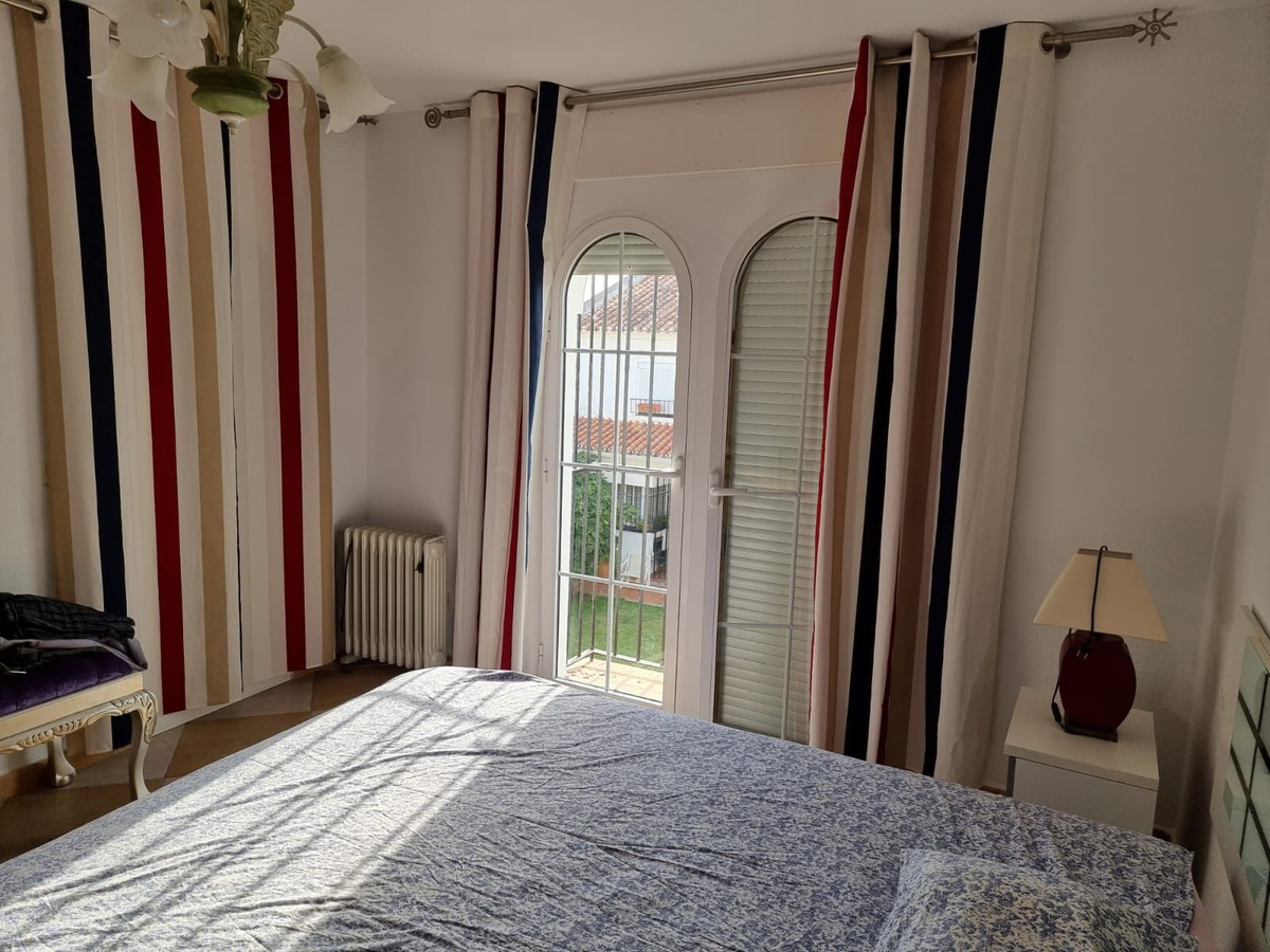 3 Bed, 2 Bath, HouseFor Sale, La Duquesa, Malaga