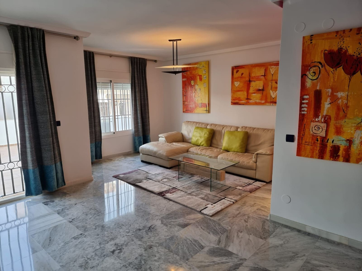 3 Bed, 2 Bath, HouseFor Sale, La Duquesa, Malaga