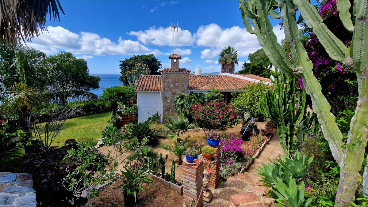 4 Bed, 3 Bath, HouseFor Sale, San Diego, Cadiz