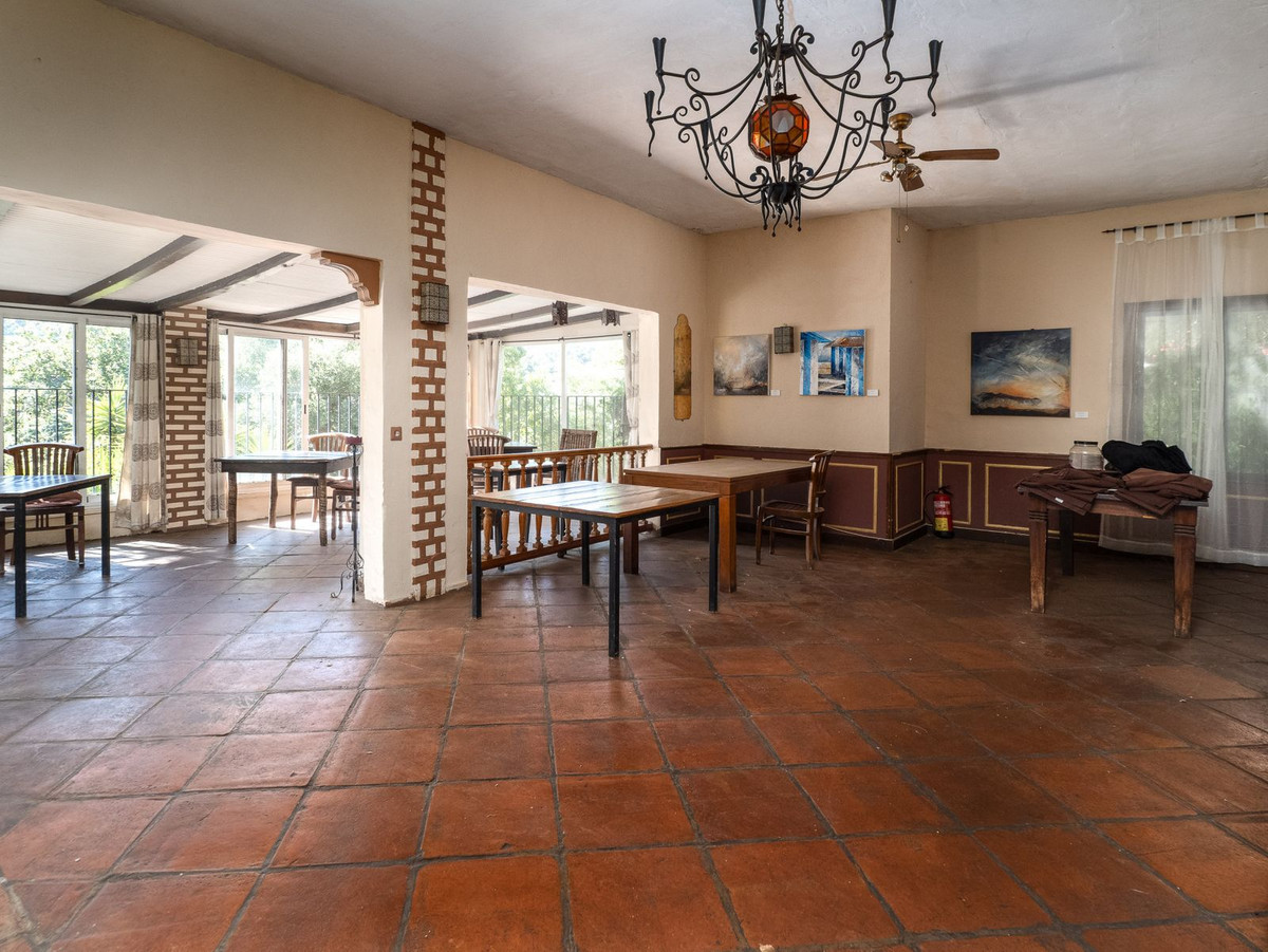 Commercial Property, For Sale