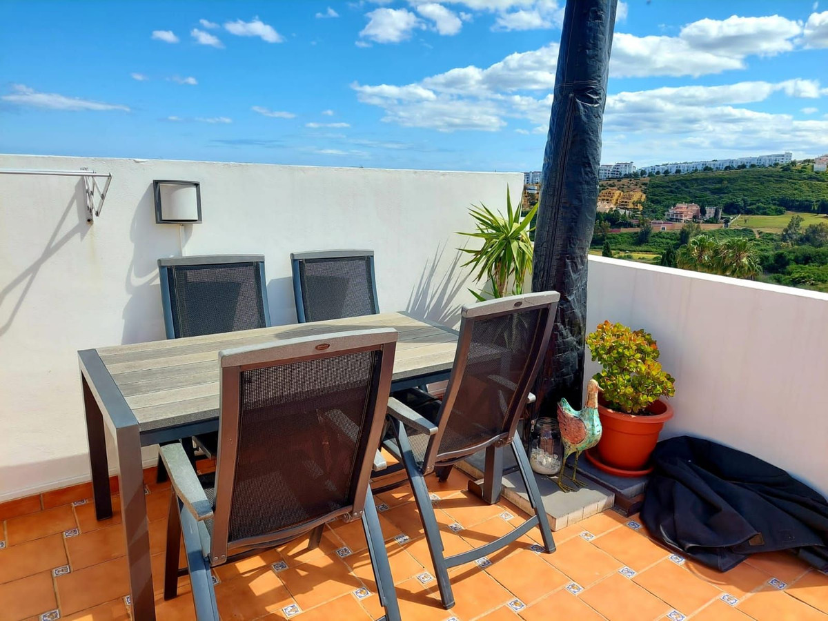 2 Bed, 2 Bath, ApartmentFor Sale, La Duquesa, Malaga