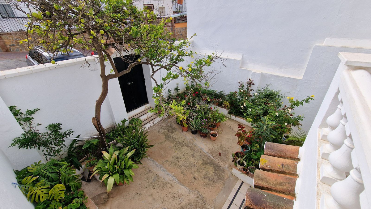 3 Bed, 2 Bath, HouseFor Sale, Manilva, Malaga