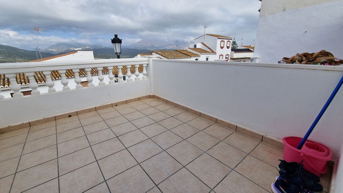 3 Bed, 2 Bath, HouseFor Sale, Manilva, Malaga