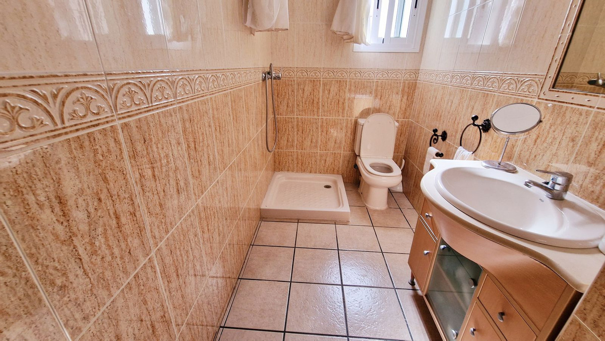 3 Bed, 2 Bath, HouseFor Sale, Manilva, Malaga