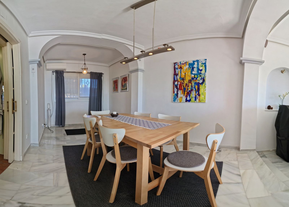 3 Bed, 3 Bath, HouseFor Sale, La Duquesa, Malaga