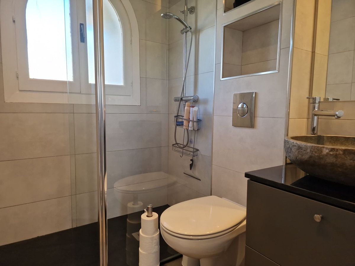 3 Bed, 3 Bath, HouseFor Sale, La Duquesa, Malaga