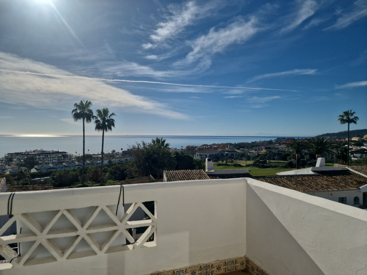 3 Bed, 3 Bath, HouseFor Sale, La Duquesa, Malaga