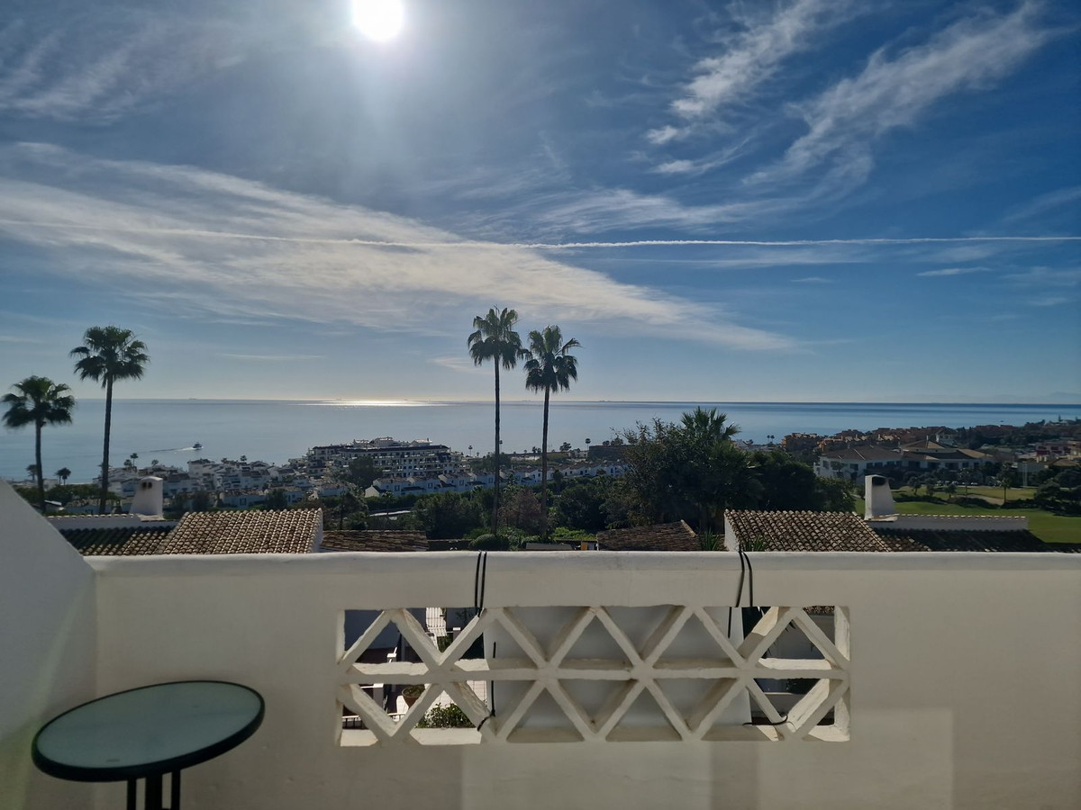 3 Bed, 3 Bath, HouseFor Sale, La Duquesa, Malaga