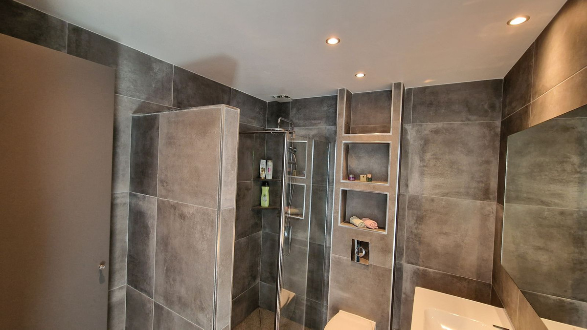 3 Bed, 3 Bath, HouseFor Sale, La Duquesa, Malaga