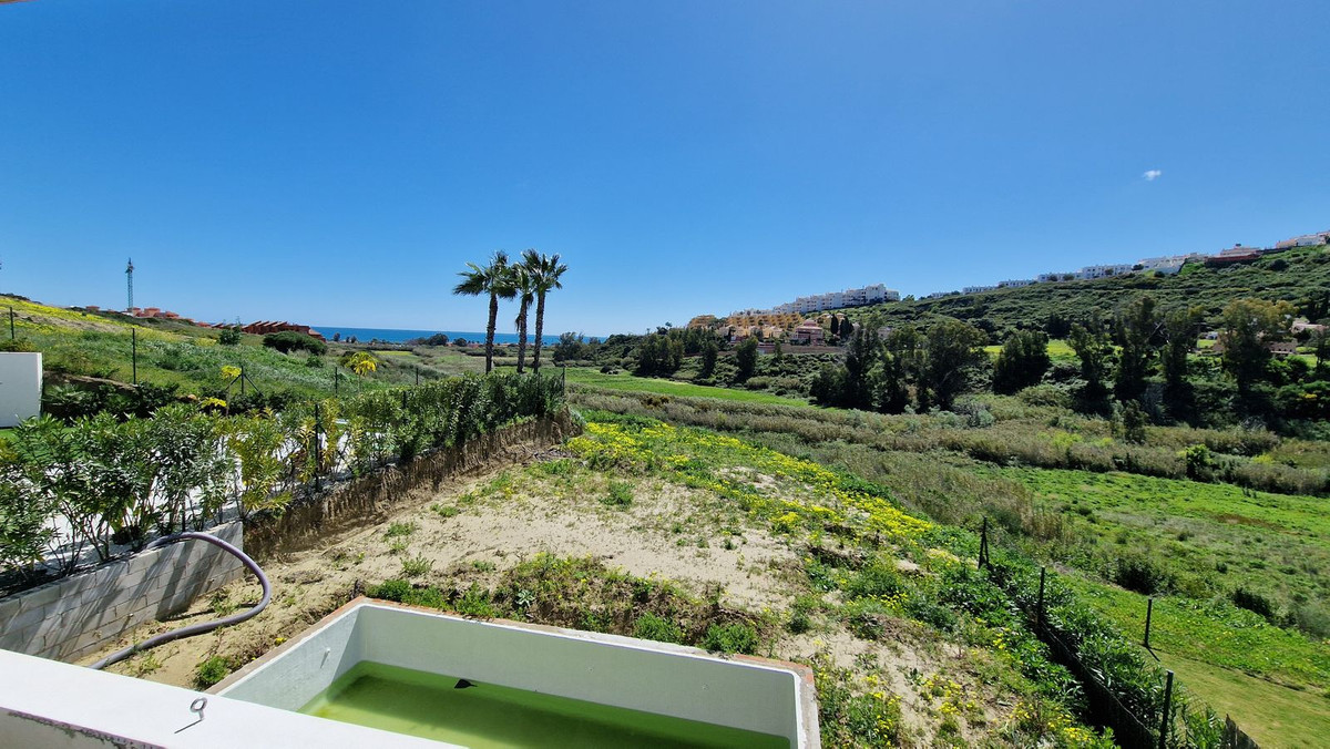 4 Bed, 3 Bath, HouseFor Sale, La Duquesa, Malaga