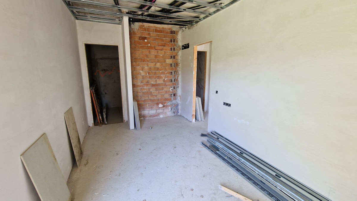 4 Bed, 3 Bath, HouseFor Sale, La Duquesa, Malaga