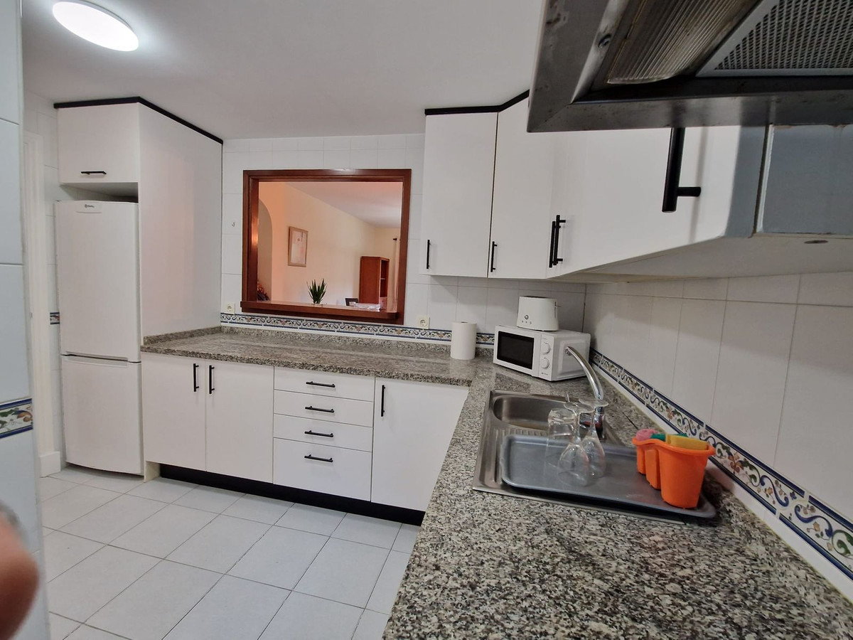 2 Bed, 2 Bath, ApartmentFor Sale, La Duquesa, Malaga