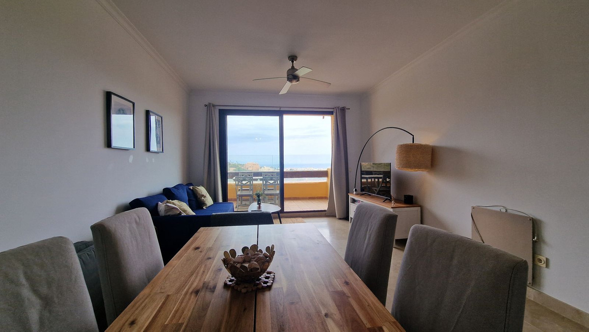 2 Bed, 2 Bath, ApartmentFor Sale, La Duquesa, Malaga