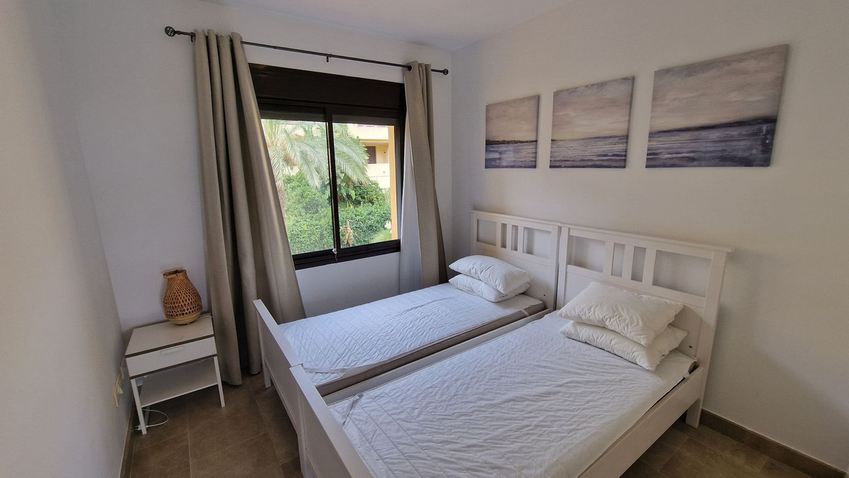 2 Bed, 2 Bath, ApartmentFor Sale, La Duquesa, Malaga