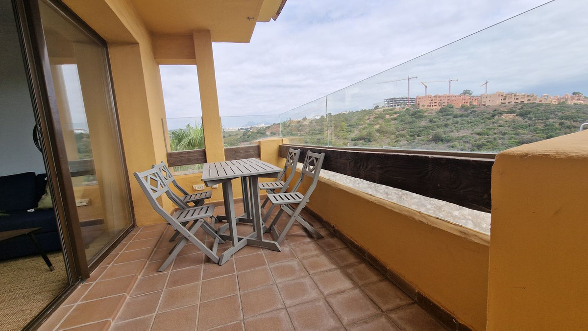 2 Bed, 2 Bath, ApartmentFor Sale, La Duquesa, Malaga