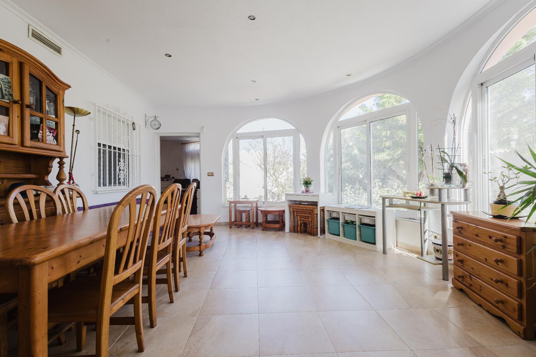 5 Bed, 3 Bath, HouseFor Sale, Torrevieja, Alicante