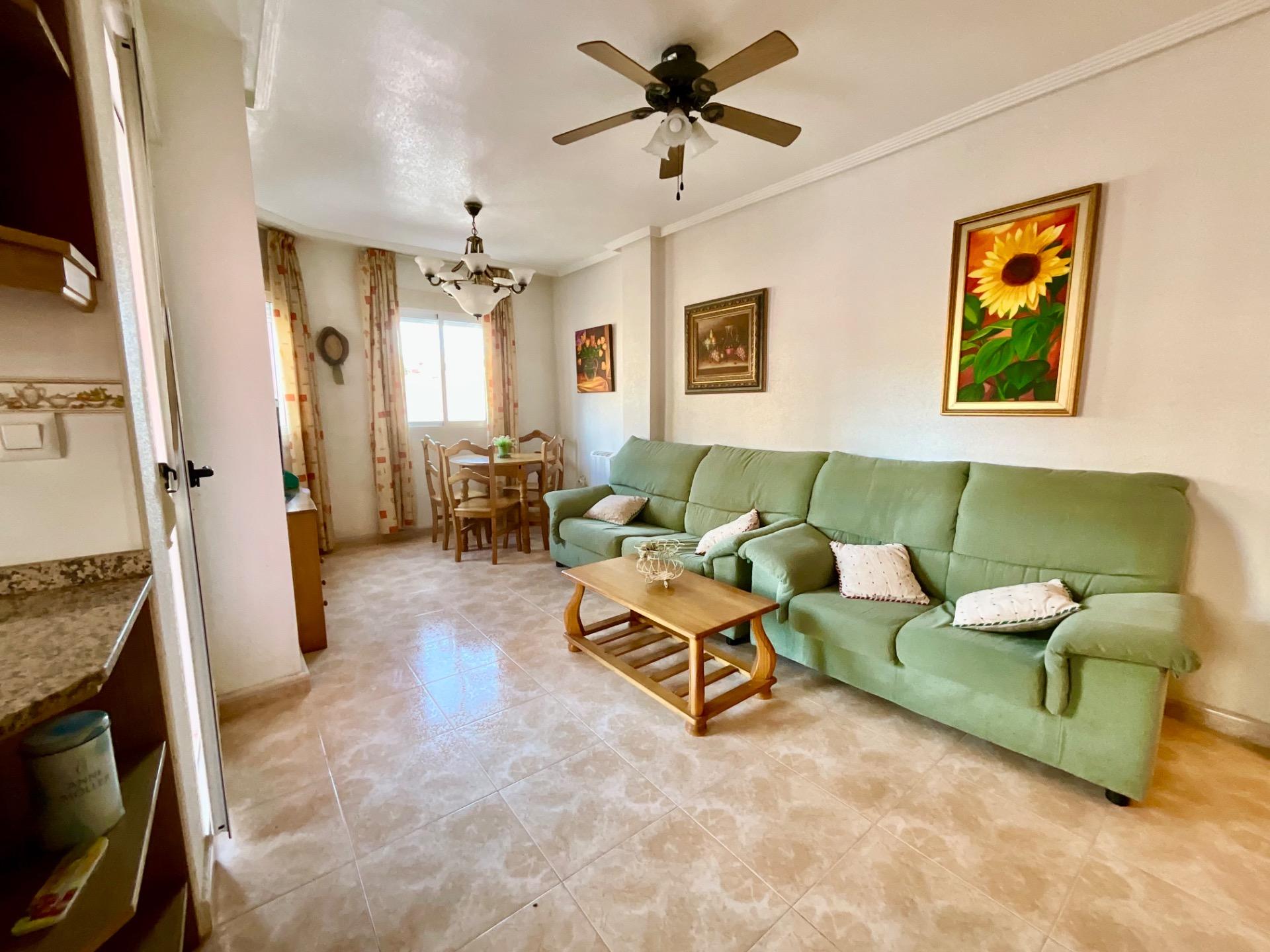 2 Bed, 1 Bath, ApartmentFor Sale, Torrevieja, Alicante