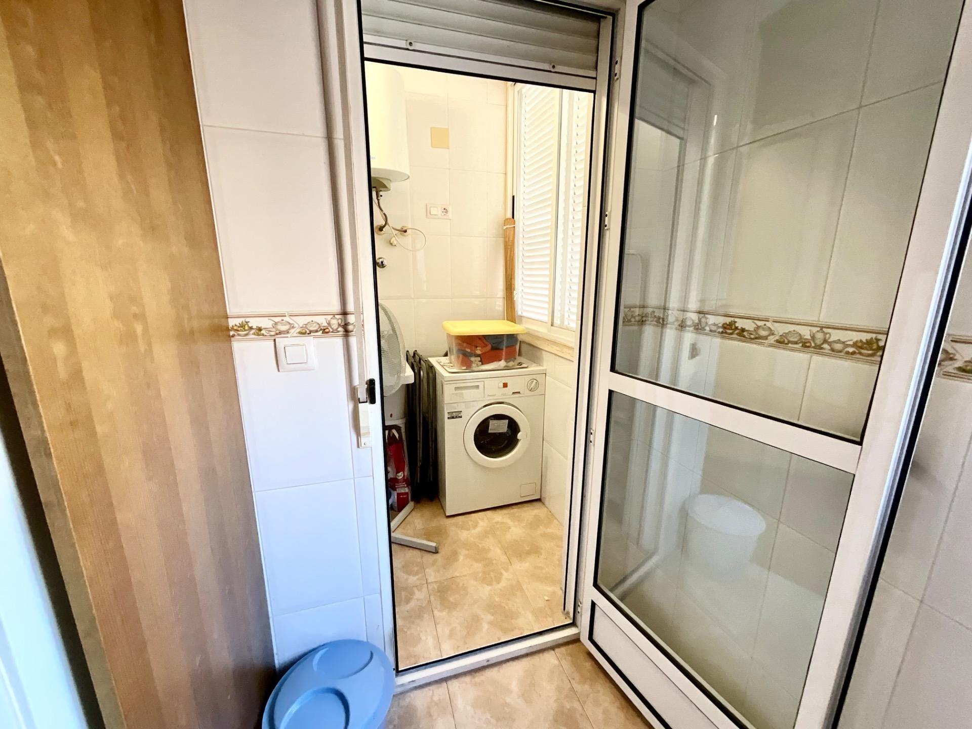 2 Bed, 1 Bath, ApartmentFor Sale, Torrevieja, Alicante