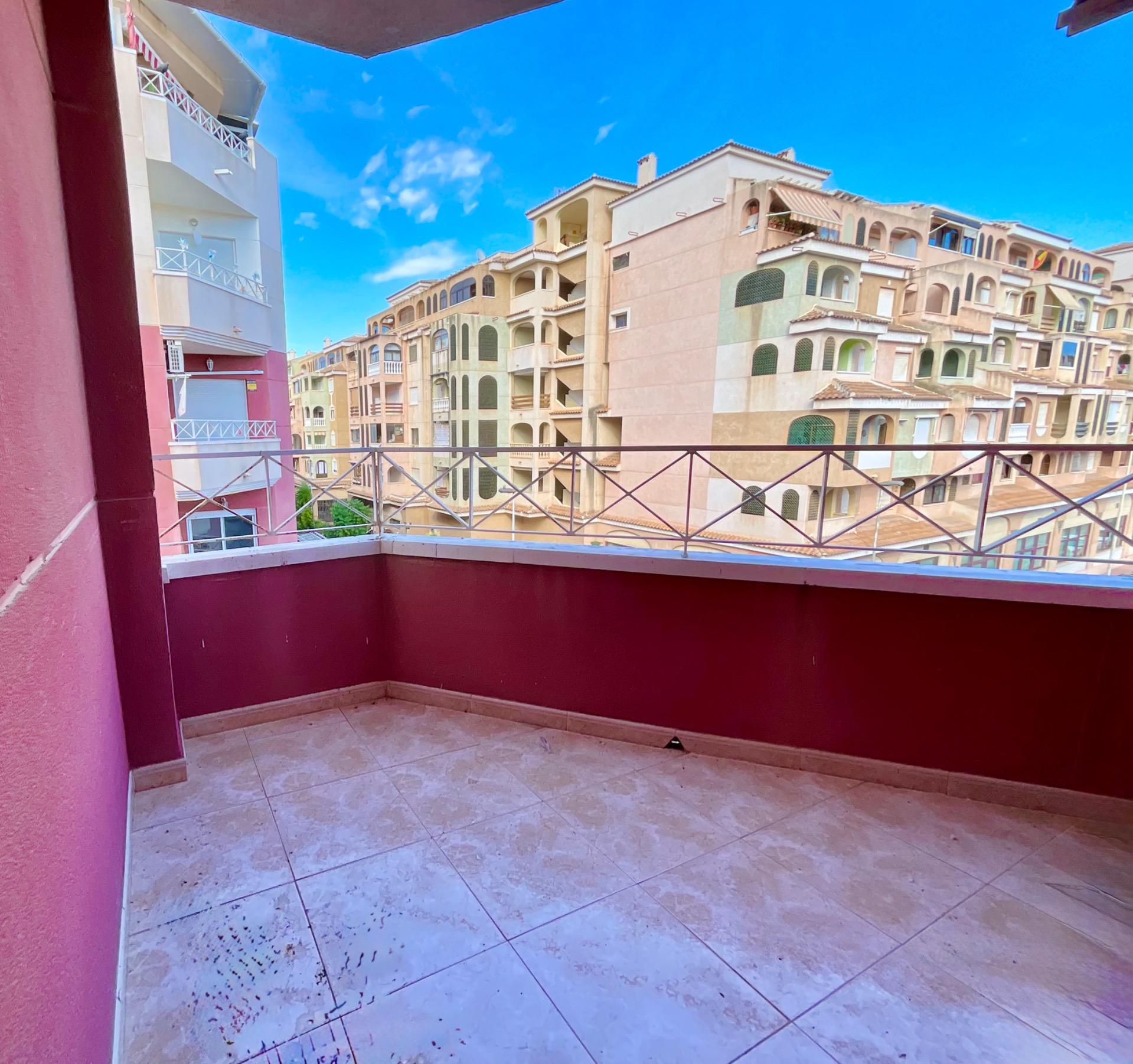 2 Bed, 1 Bath, ApartmentFor Sale, Torrevieja, Alicante