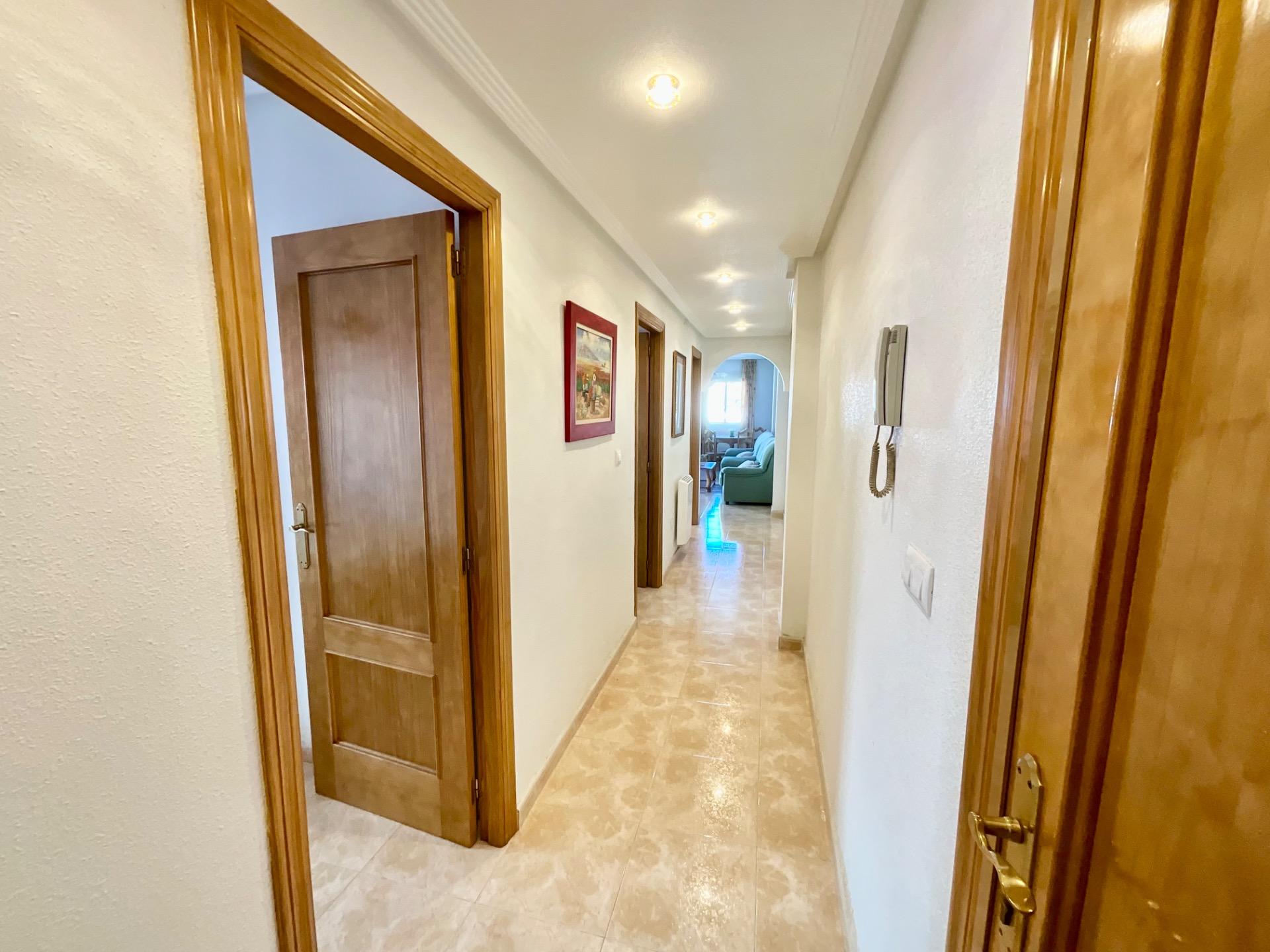 2 Bed, 1 Bath, ApartmentFor Sale, Torrevieja, Alicante