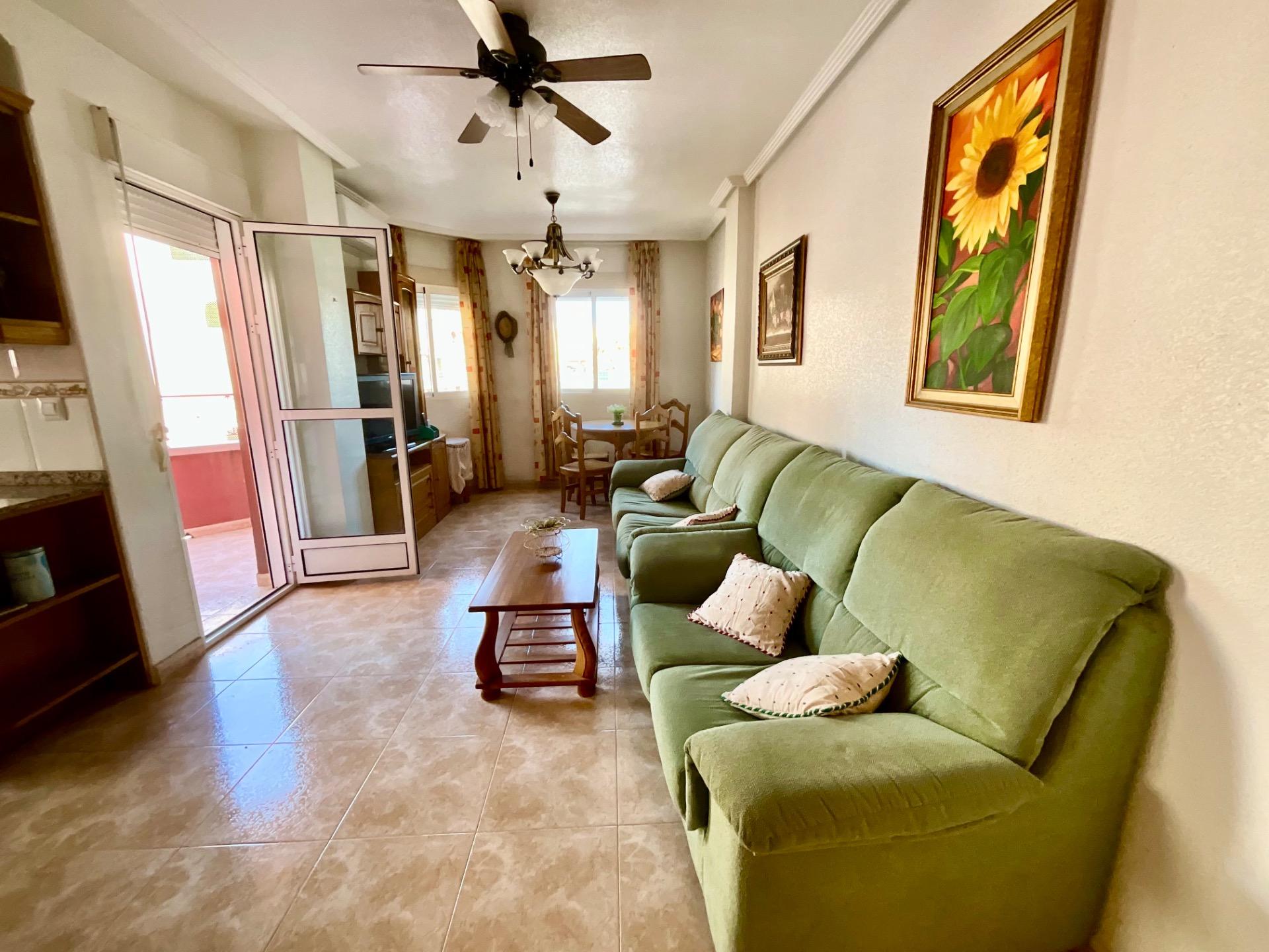 2 Bed, 1 Bath, ApartmentFor Sale, Torrevieja, Alicante