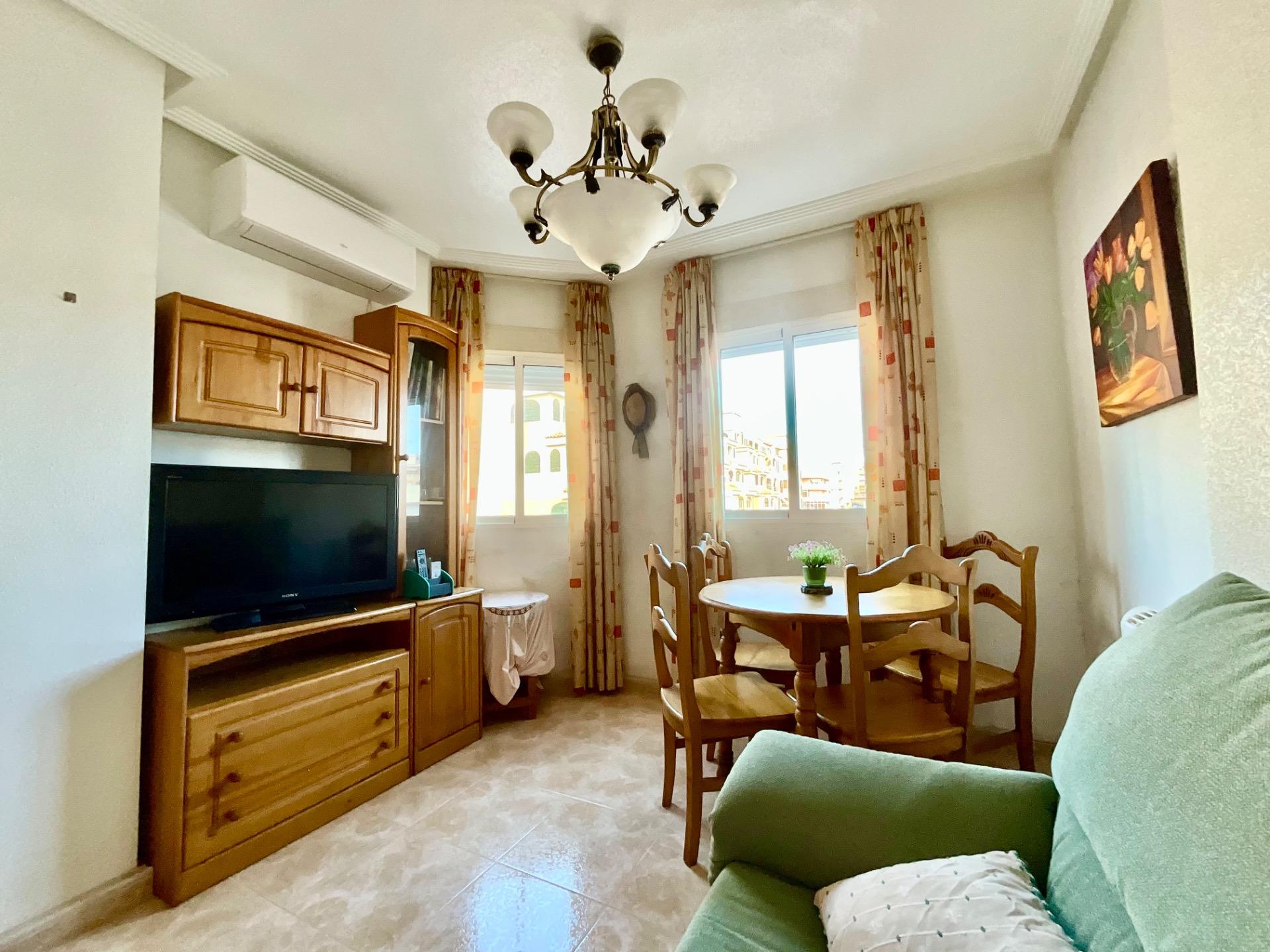 2 Bed, 1 Bath, ApartmentFor Sale, Torrevieja, Alicante