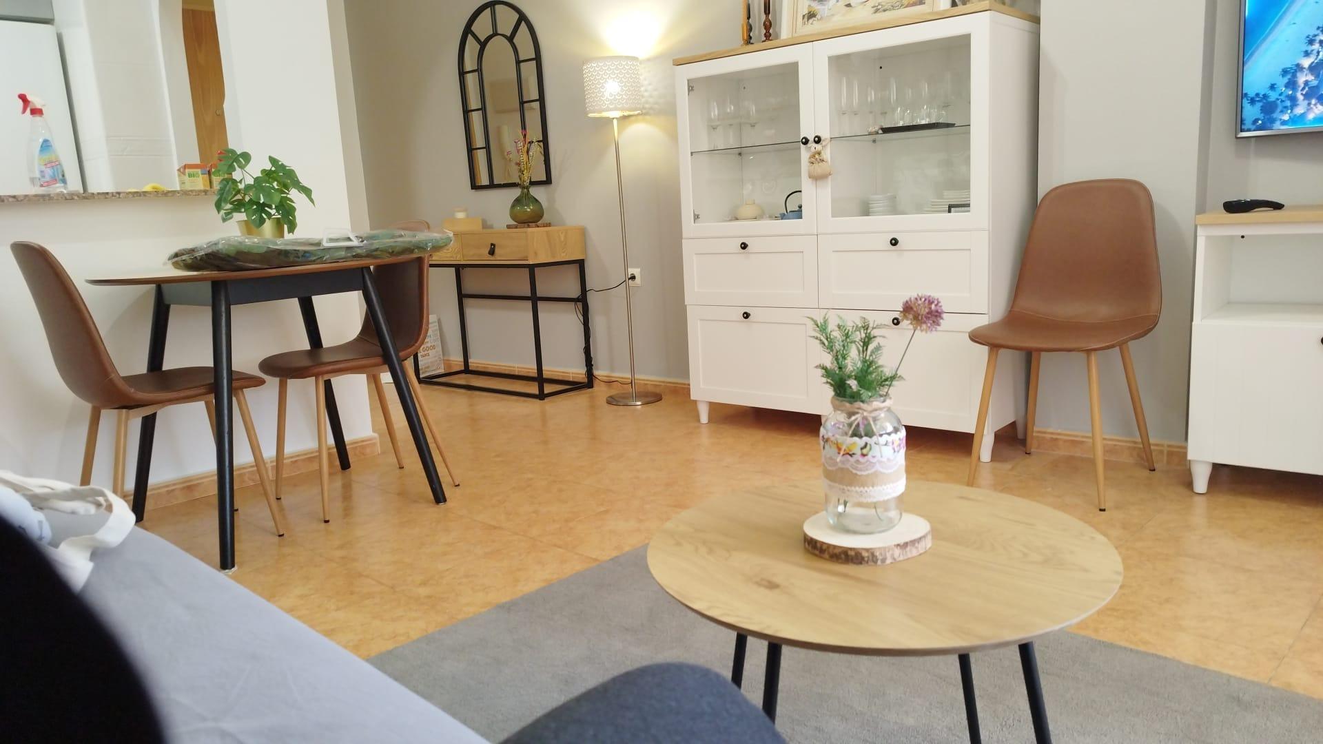 2 Bed, 1 Bath, ApartmentFor Sale, Torrevieja, Alicante