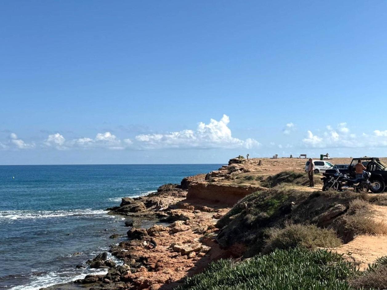 1 Bed, 1 Bath, HouseFor Sale, Torrevieja, Alicante