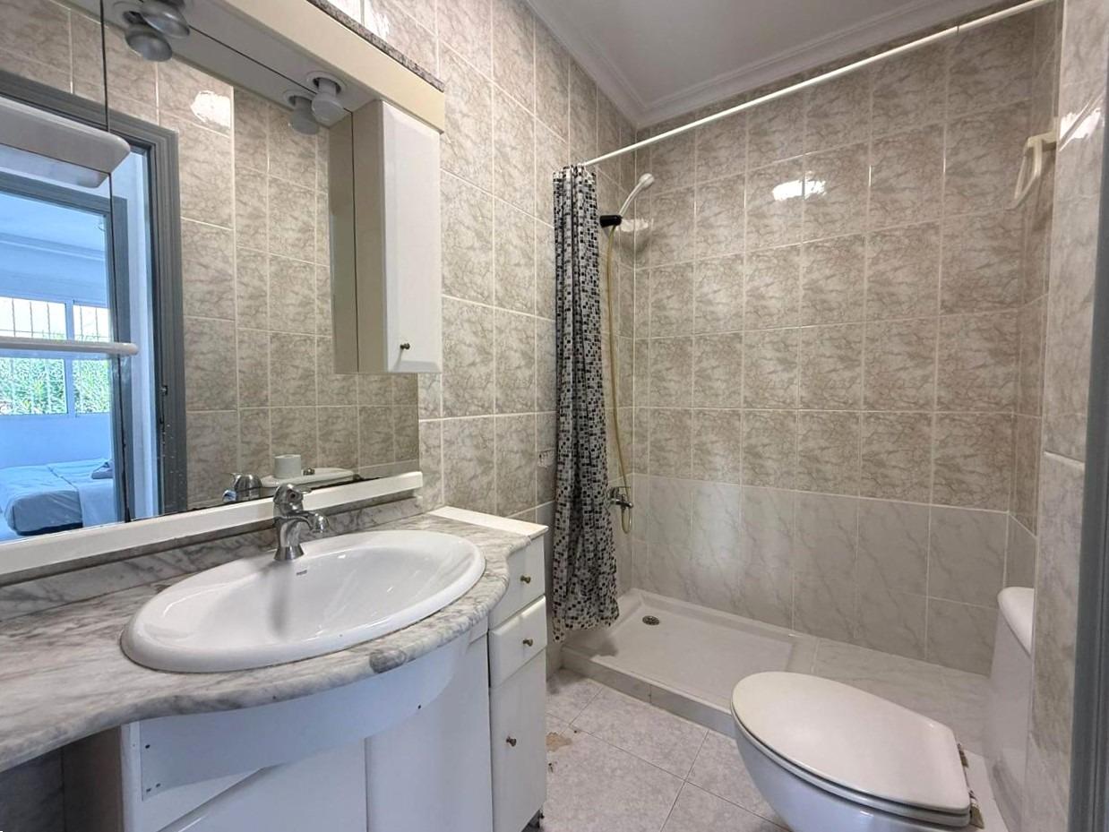 1 Bed, 1 Bath, HouseFor Sale, Torrevieja, Alicante