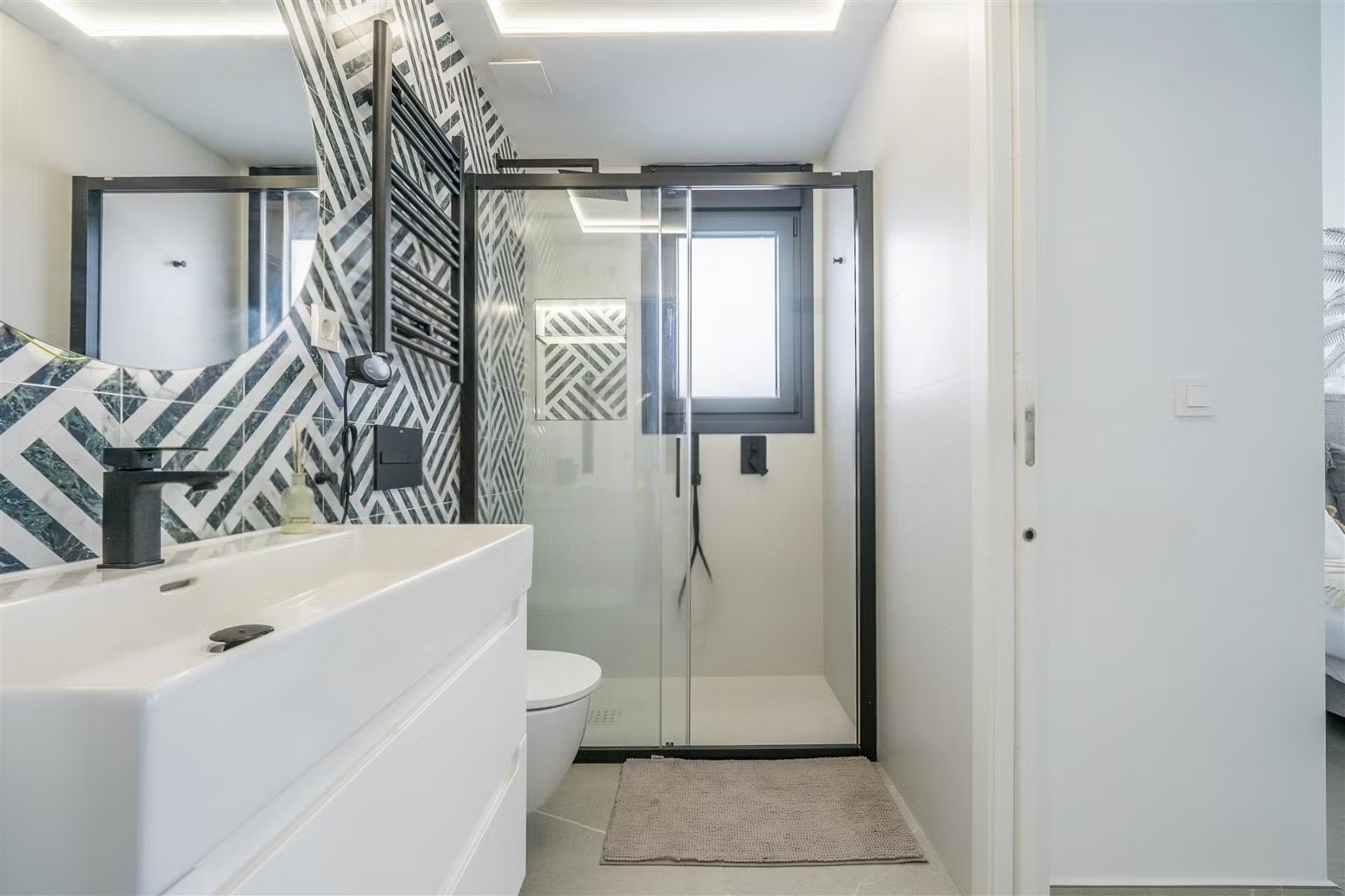 4 Bed, 4 Bath, HouseFor Sale, Santa Rosalia Lake And Life Resort, Murcia