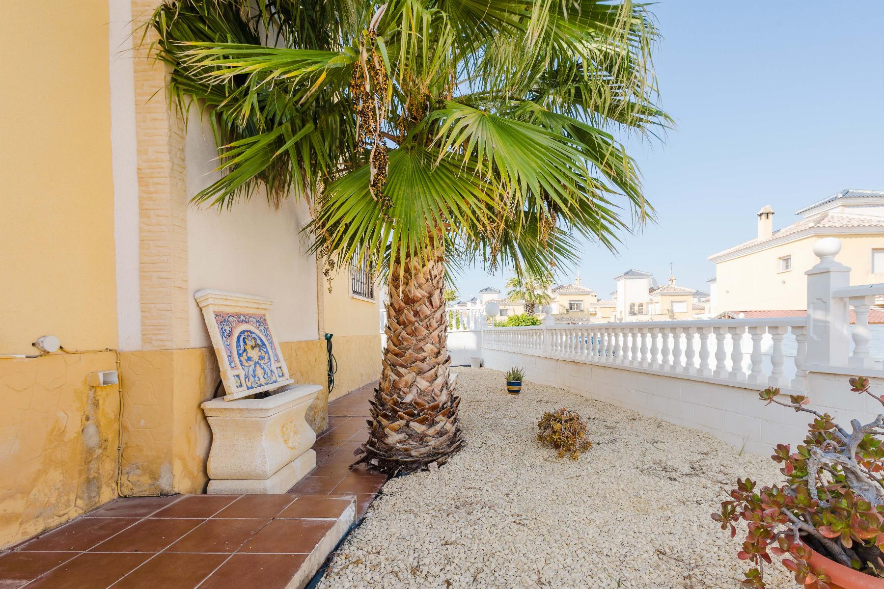 3 Bed, 2 Bath, HouseFor Sale, Algorfa, Alicante