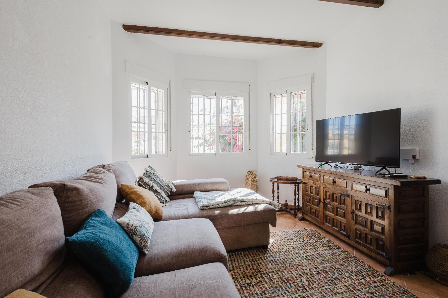 3 Bed, 2 Bath, HouseFor Sale, Algorfa, Alicante