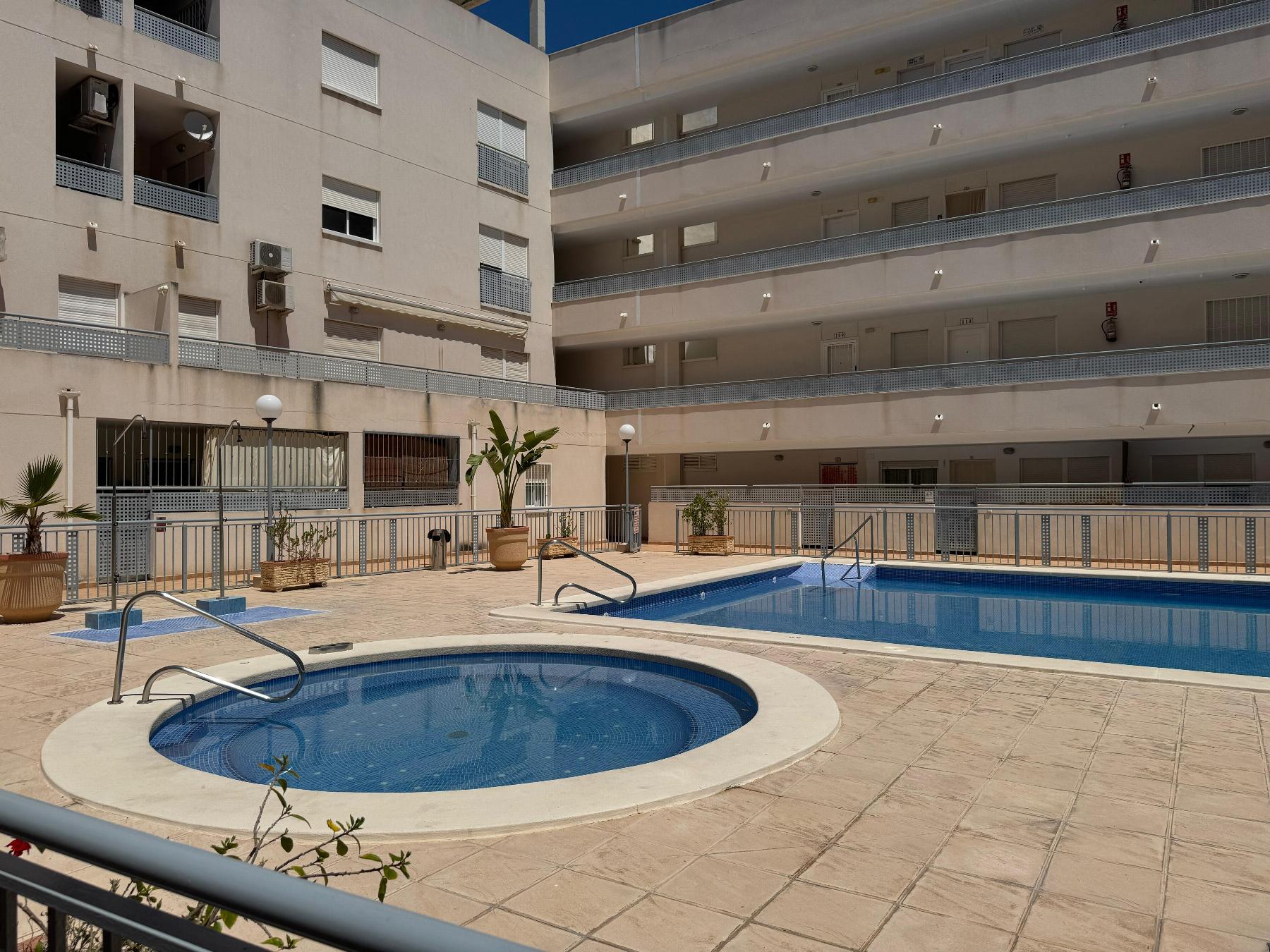2 Bed, 1 Bath, ApartmentFor Sale, Almoradi, Alicante