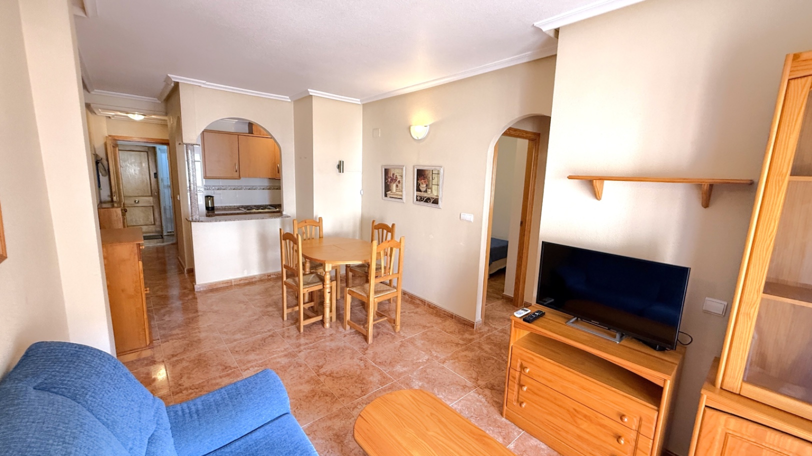 2 Bed, 1 Bath, ApartmentFor Sale, Torrevieja, Alicante