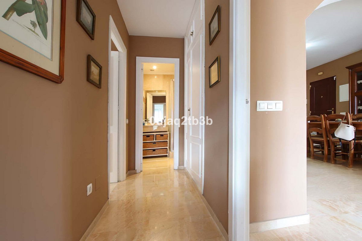 3 Bed, 3 Bath, ApartmentFor Sale, Nueva Andalucia, Malaga