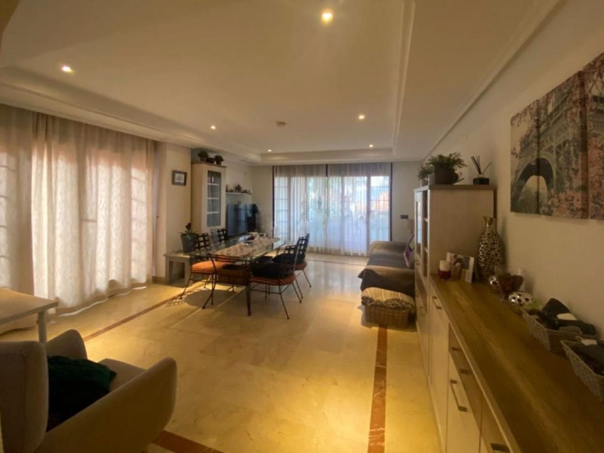 2 Bed, 2 Bath, ApartmentFor Sale, Elviria, Malaga