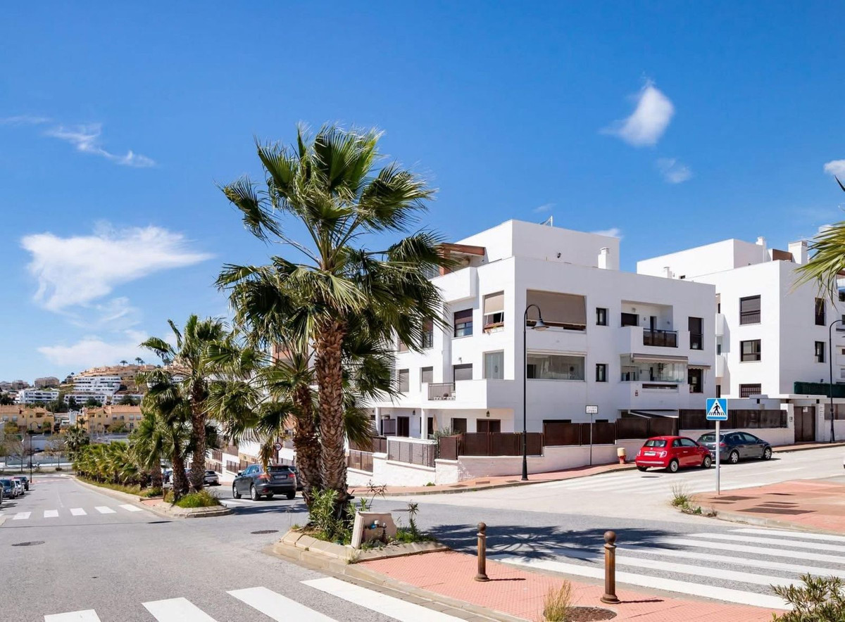 2 Bed, 2 Bath, ApartmentFor Sale, La Cala de Mijas, Malaga