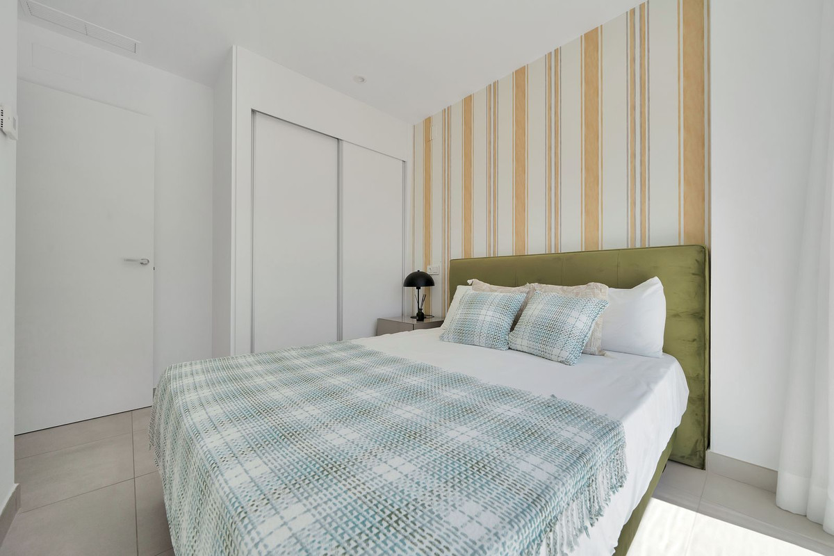 3 Bed, 3 Bath, ApartmentFor Sale, Los Monteros, Malaga