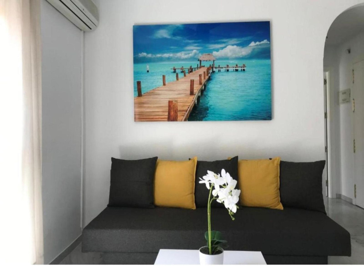 1 Bed, 1 Bath, ApartmentFor Sale, Fuengirola, Malaga