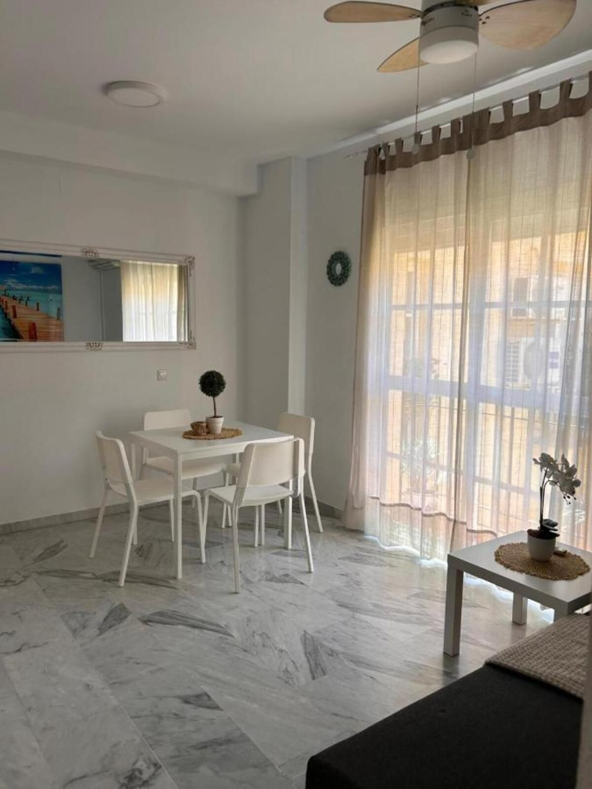 1 Bed, 1 Bath, ApartmentFor Sale, Fuengirola, Malaga