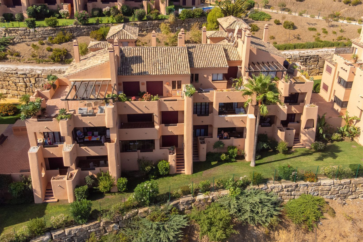 2 Bed, 2 Bath, ApartmentFor Sale, La Mairena, Malaga