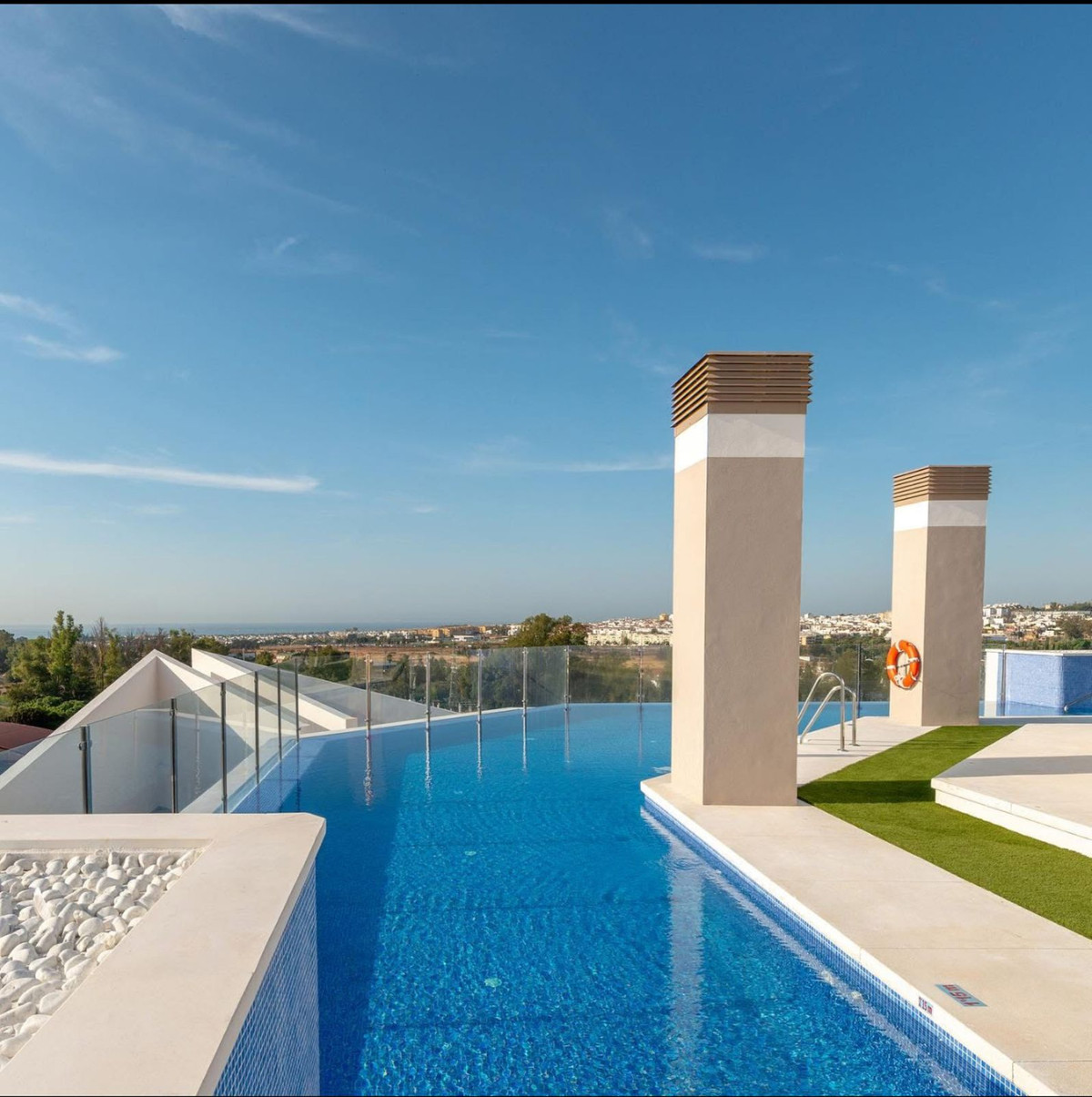 3 Bed, 2 Bath, ApartmentFor Sale, Nueva Andalucia, Malaga