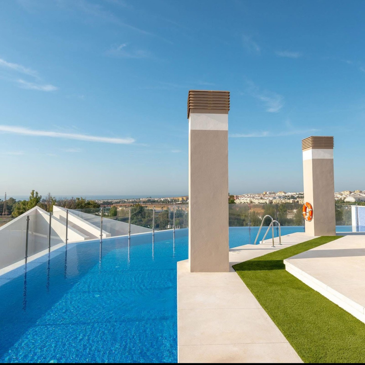 3 Bed, 2 Bath, ApartmentFor Sale, Nueva Andalucia, Malaga