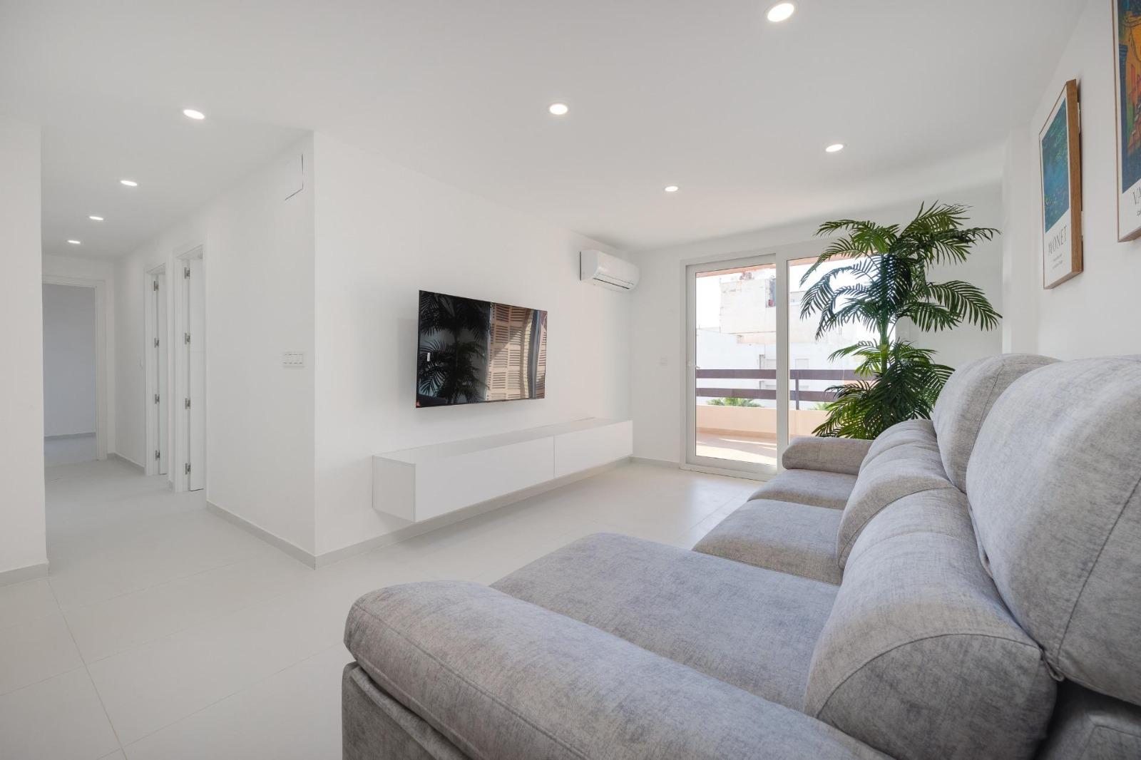 3 Bed, 2 Bath, ApartmentFor Sale, Torrevieja, Alicante