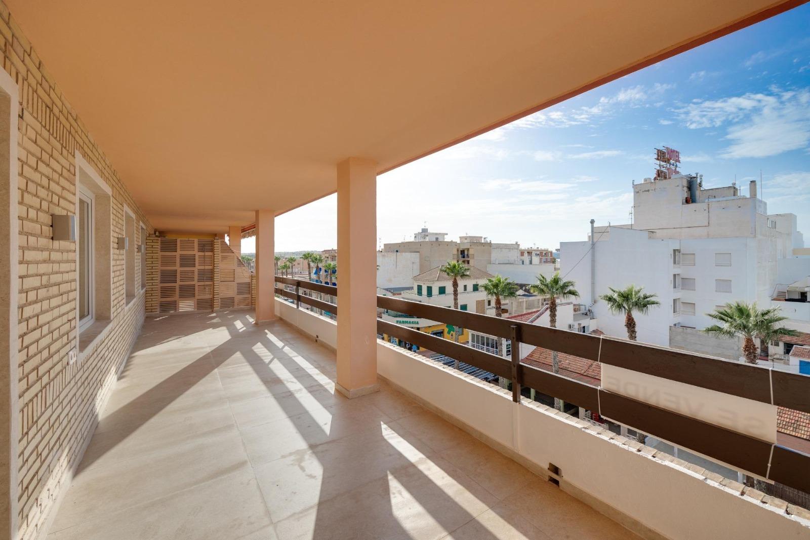 3 Bed, 2 Bath, ApartmentFor Sale, Torrevieja, Alicante
