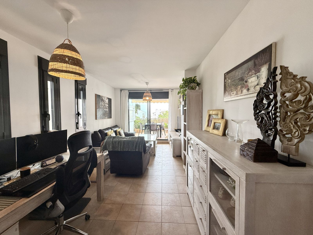 3 Bed, 2 Bath, ApartmentFor Sale, La Cala de Mijas, Malaga