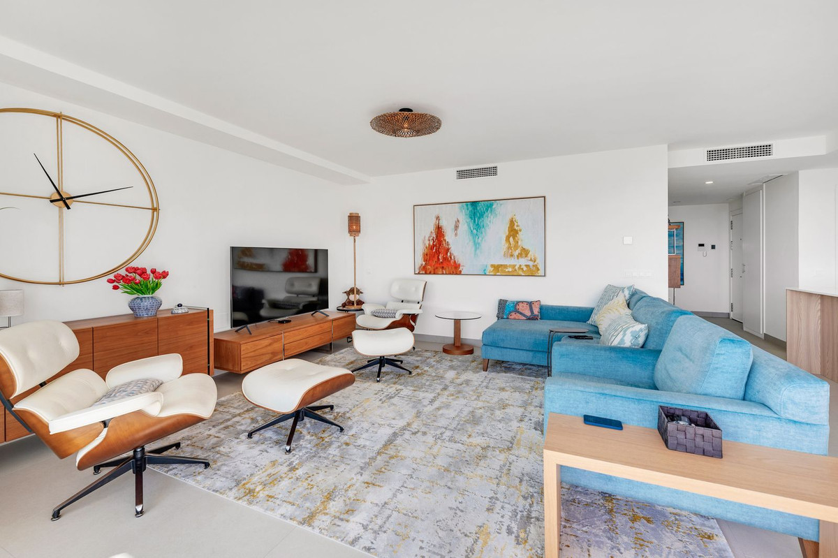 2 Bed, 2 Bath, ApartmentFor Sale, Calanova Golf, Malaga