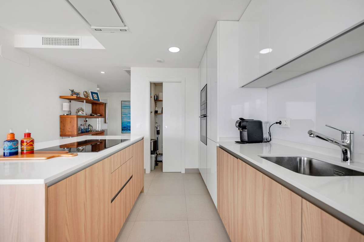 2 Bed, 2 Bath, ApartmentFor Sale, Calanova Golf, Malaga